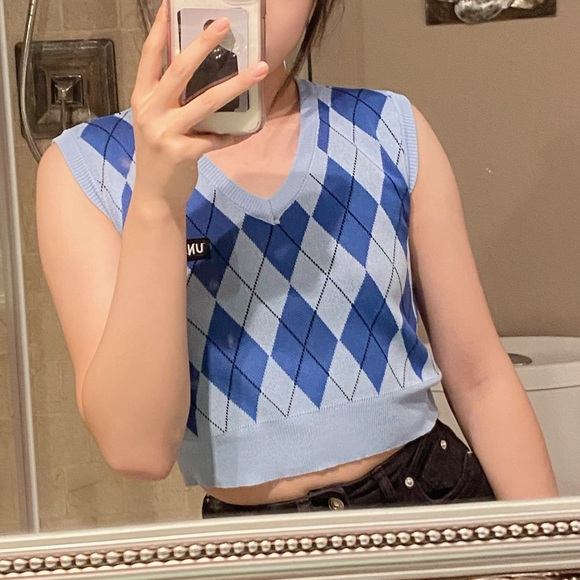 The top - Picture 2 of 2